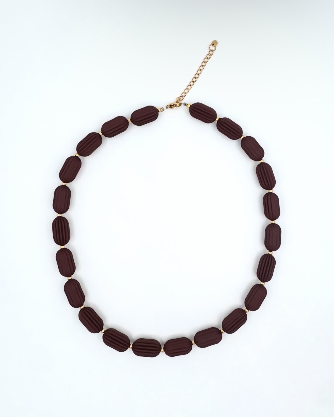 Bruine ovale kralenketting